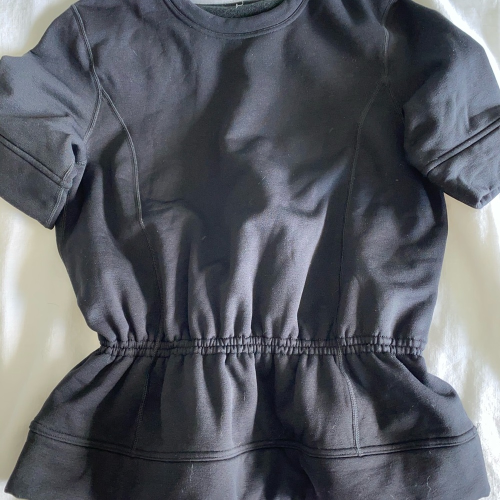 Lululemon top